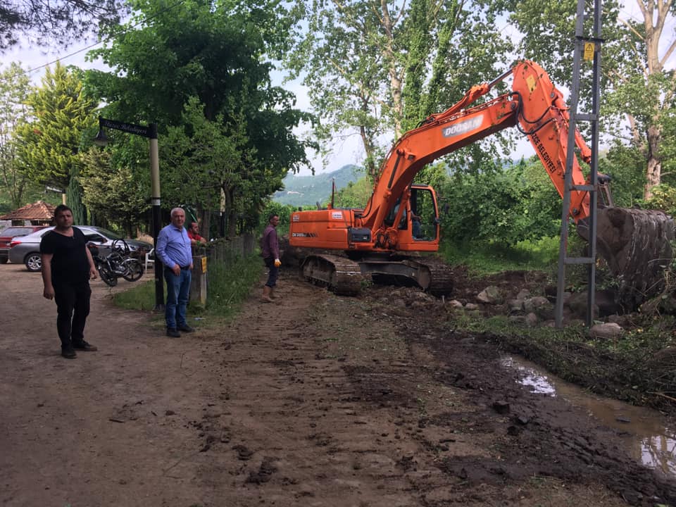 D�zpelit Mahallesinde Tarihi �pek yolumuzu hayata ge�irmek i�in �al��malara ba�lad�k.