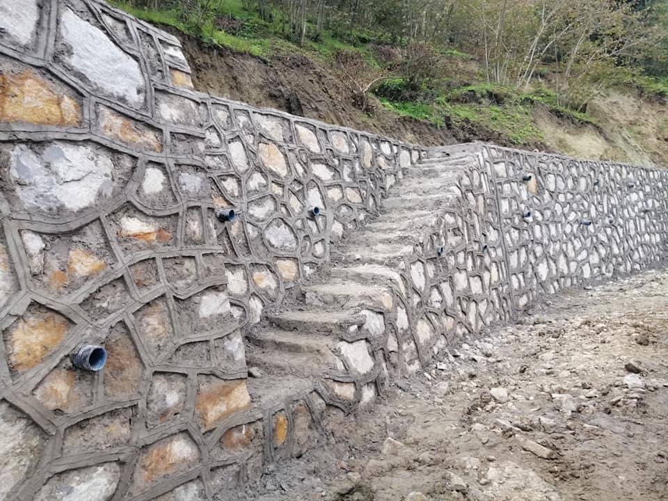 Mahallelerimizde Ta� Duvar �al��malar�m�z